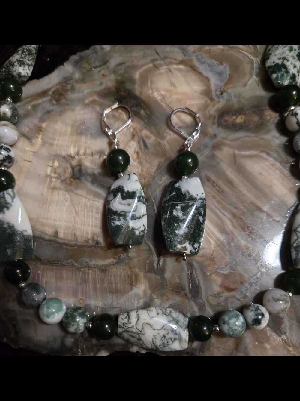 Artisan Tree Agate And Nephrite Earring And Necklace Set.